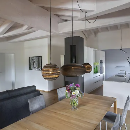 Mischun Отель Брайль-Бригельс