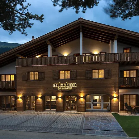 Mischun Hotel Breíl