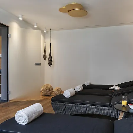 Mischun Hotel 3*